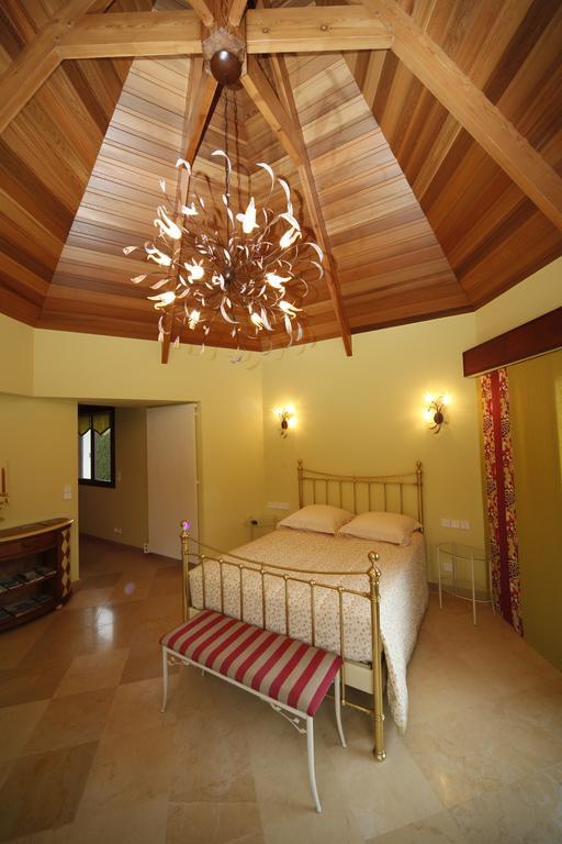 La Coulonniere Bed & Breakfast Wismes Екстериор снимка