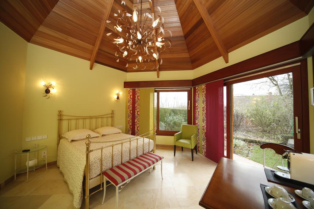 La Coulonniere Bed & Breakfast Wismes Екстериор снимка