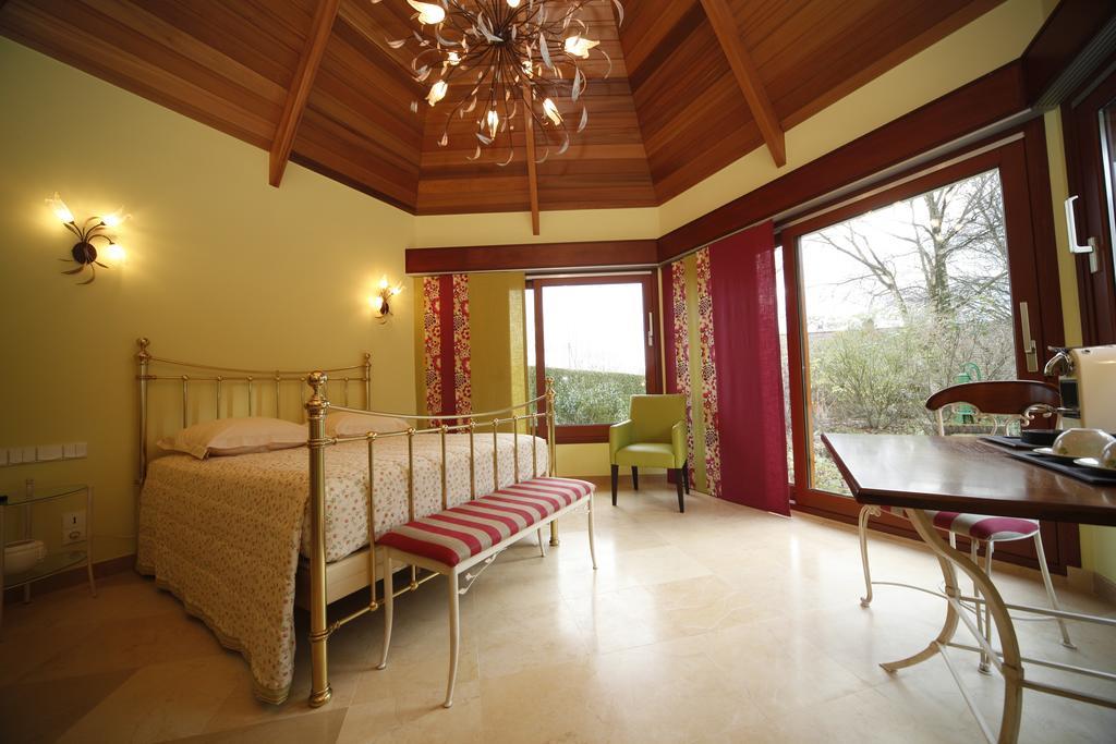 La Coulonniere Bed & Breakfast Wismes Екстериор снимка